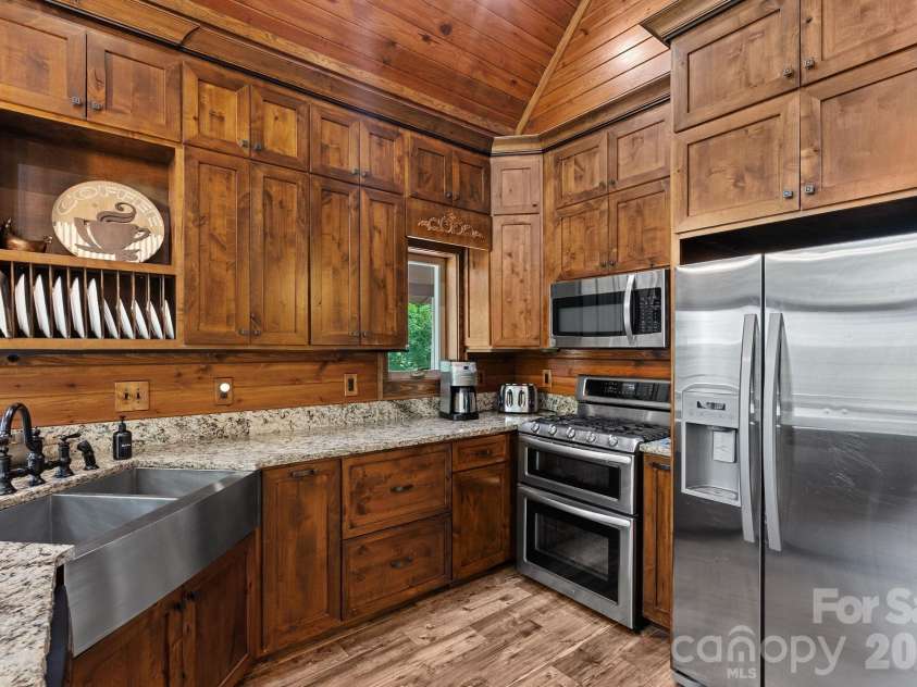 100 Moonshineholler Drive, Maggie Valley, NC 28751.  MLS# CAR4412066, YatesRealty ID 43311. 