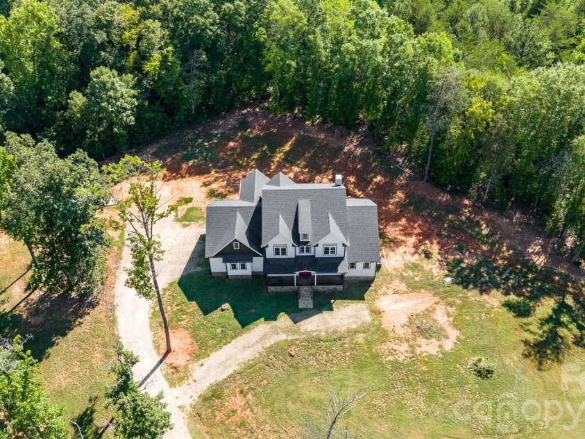 378 Walnut Tree Road, Statesville, NC 28625.  MLS# CAR4412622, YatesRealty ID 43312. 