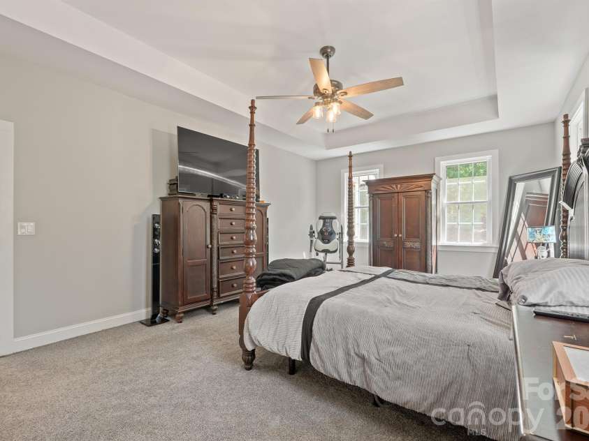 378 Walnut Tree Road, Statesville, NC 28625.  MLS# CAR4412622, YatesRealty ID 43312. 