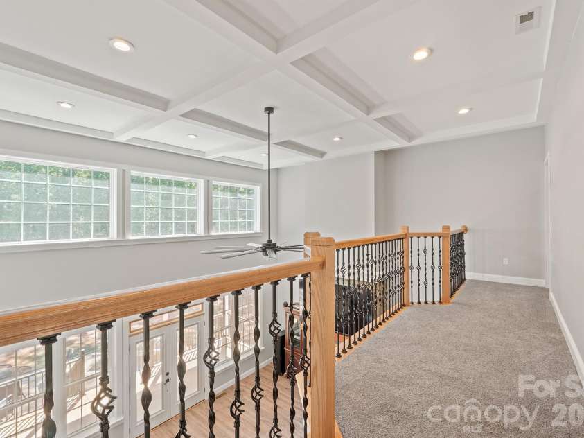 378 Walnut Tree Road, Statesville, NC 28625.  MLS# CAR4412622, YatesRealty ID 43312. 