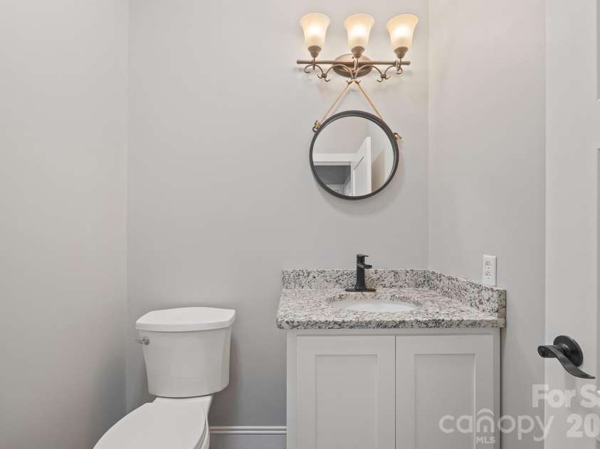 378 Walnut Tree Road, Statesville, NC 28625.  MLS# CAR4412622, YatesRealty ID 43312. 