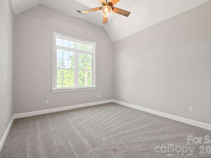 378 Walnut Tree Road, Statesville, NC 28625.  MLS# CAR4412622, YatesRealty ID 43312. 