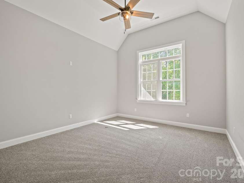 378 Walnut Tree Road, Statesville, NC 28625.  MLS# CAR4412622, YatesRealty ID 43312. 