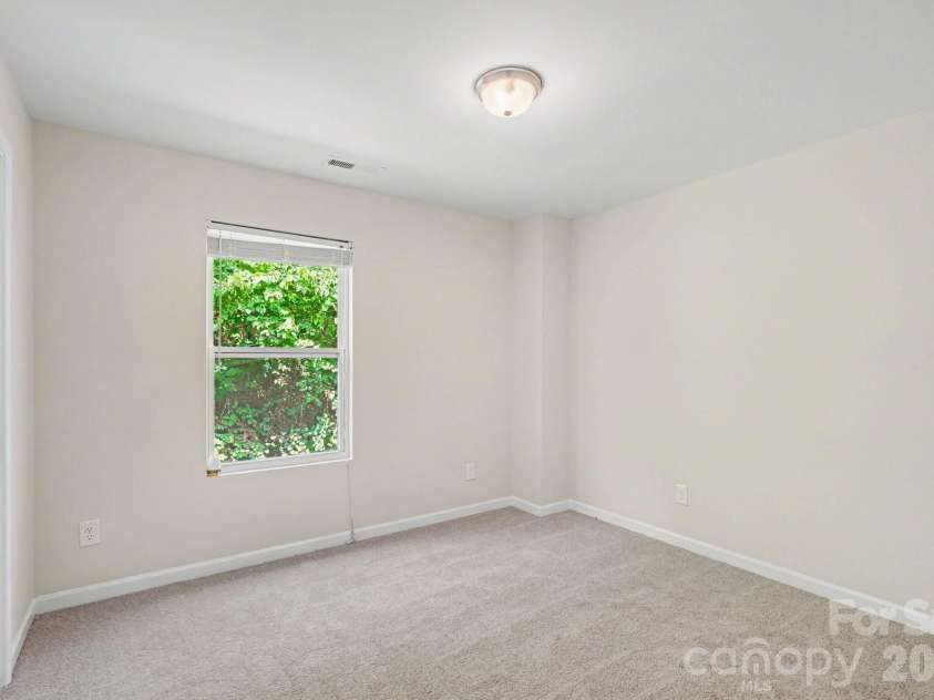 7227 Cypress Ridge Drive, Charlotte, NC 28262.  MLS# CAR4406477, YatesRealty ID 43313. 