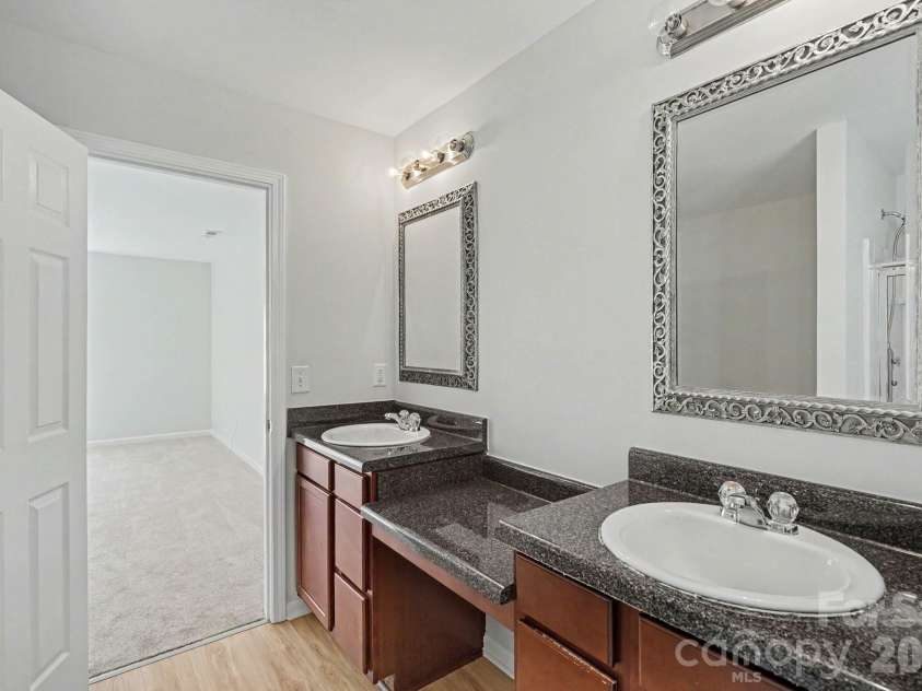 7227 Cypress Ridge Drive, Charlotte, NC 28262.  MLS# CAR4406477, YatesRealty ID 43313. 