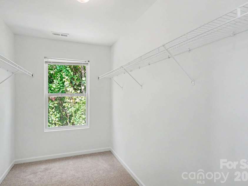 7227 Cypress Ridge Drive, Charlotte, NC 28262.  MLS# CAR4406477, YatesRealty ID 43313. 