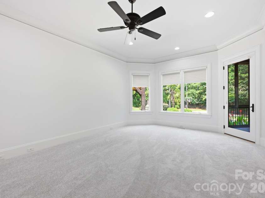 111 Quaker Road, Mooresville, NC 28117.  MLS# CAR4407385, YatesRealty ID 43314. Primary Bedroom on Main Level