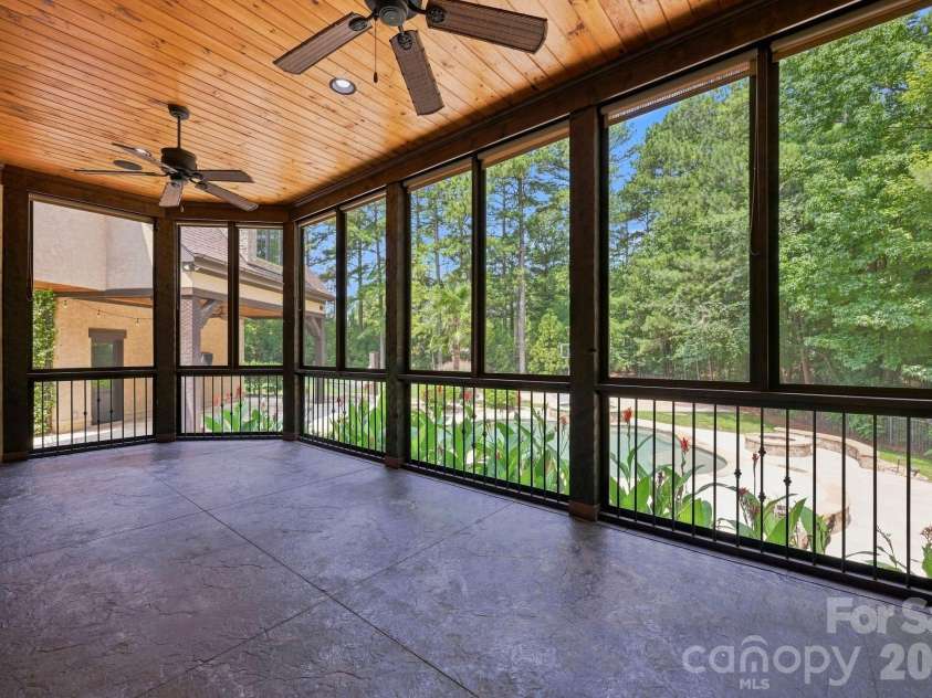 111 Quaker Road, Mooresville, NC 28117.  MLS# CAR4407385, YatesRealty ID 43314. Screened Room
