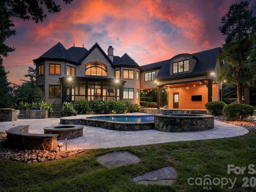 111 Quaker Road, Mooresville, NC 28117.  MLS# CAR4407385, YatesRealty ID 43314. Twilight photos
