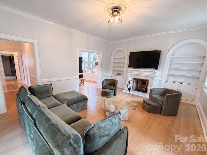 925 Main Street, Albemarle, NC 28001.  MLS# CAR4411187, YatesRealty ID 43315. 