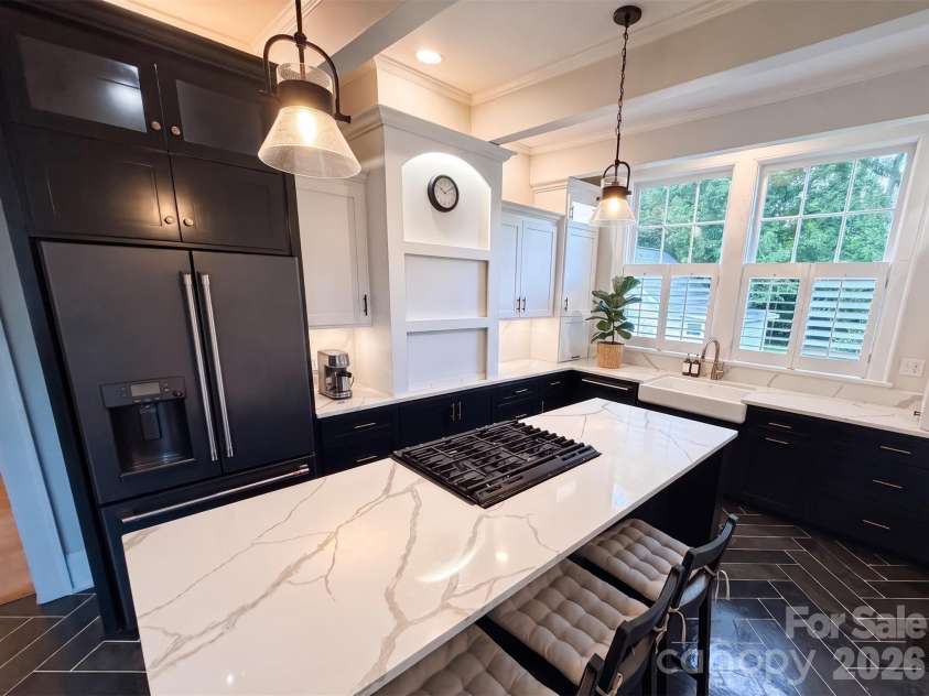 925 Main Street, Albemarle, NC 28001.  MLS# CAR4411187, YatesRealty ID 43315. 