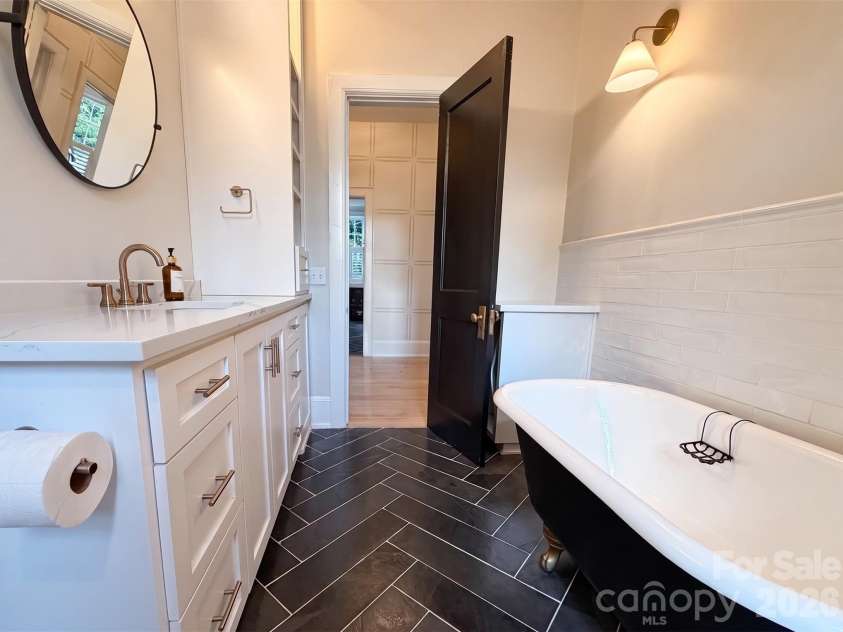 925 Main Street, Albemarle, NC 28001.  MLS# CAR4411187, YatesRealty ID 43315. 