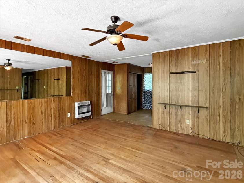 101 Cactus Loop, Sylva, NC 28779.  MLS# CAR4403966, YatesRealty ID 43317. 