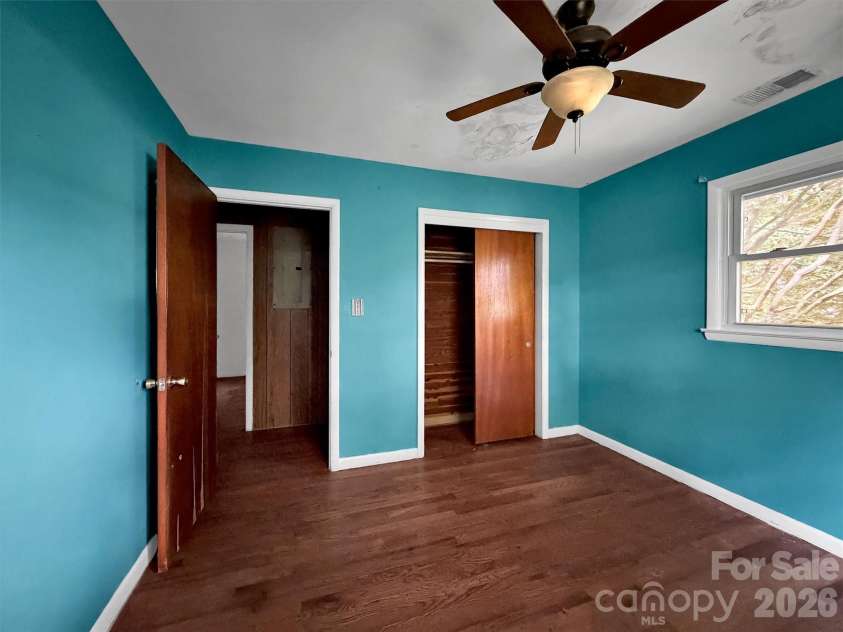 101 Cactus Loop, Sylva, NC 28779.  MLS# CAR4403966, YatesRealty ID 43317. 