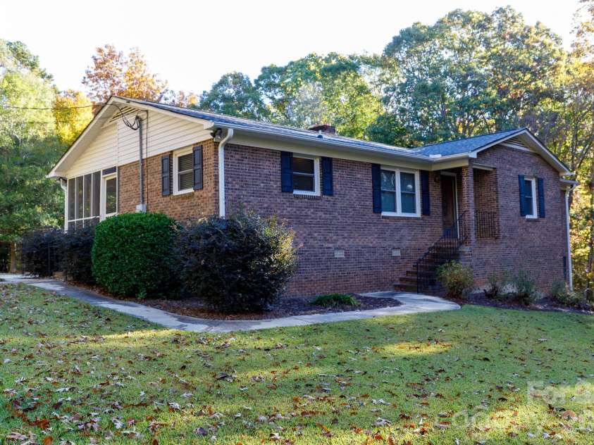 4193 Walker Road, Rock Hill, SC 29730.  MLS# CAR4408489, YatesRealty ID 43319. 