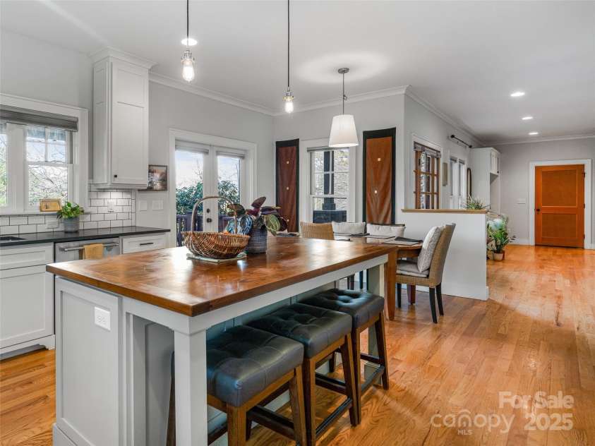 52 Beaverdam Knoll Road, Asheville, NC 28804.  MLS# CAR4242445, YatesRealty ID 4332. View from the kitchen towards dining area