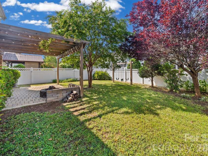 1016 Equipoise Drive, Indian Trail, NC 28079.  MLS# CAR4407945, YatesRealty ID 43320. 