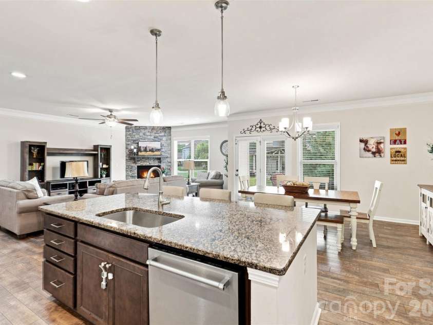 1030 Squire Drive, Indian Land, SC 29707.  MLS# CAR4408694, YatesRealty ID 43322. Kitchen