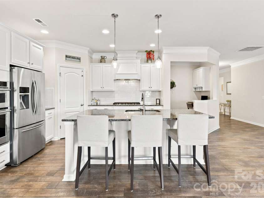 1030 Squire Drive, Indian Land, SC 29707.  MLS# CAR4408694, YatesRealty ID 43322. Kitchen