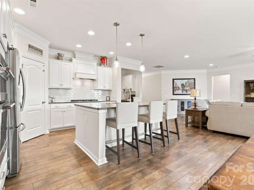 1030 Squire Drive, Indian Land, SC 29707.  MLS# CAR4408694, YatesRealty ID 43322. Kitchen