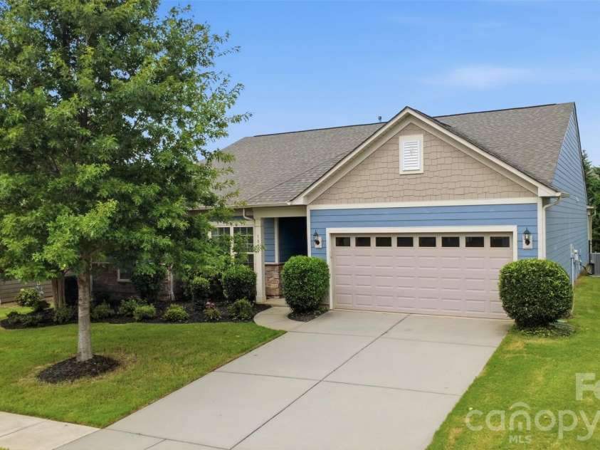 1030 Squire Drive, Indian Land, SC 29707.  MLS# CAR4408694, YatesRealty ID 43322. Welcome to1030 Squire Dr!