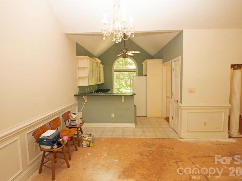1241 Old Pageland Monroe Road, Monroe, NC 28112.  MLS# CAR4407852, YatesRealty ID 43326. Dining area