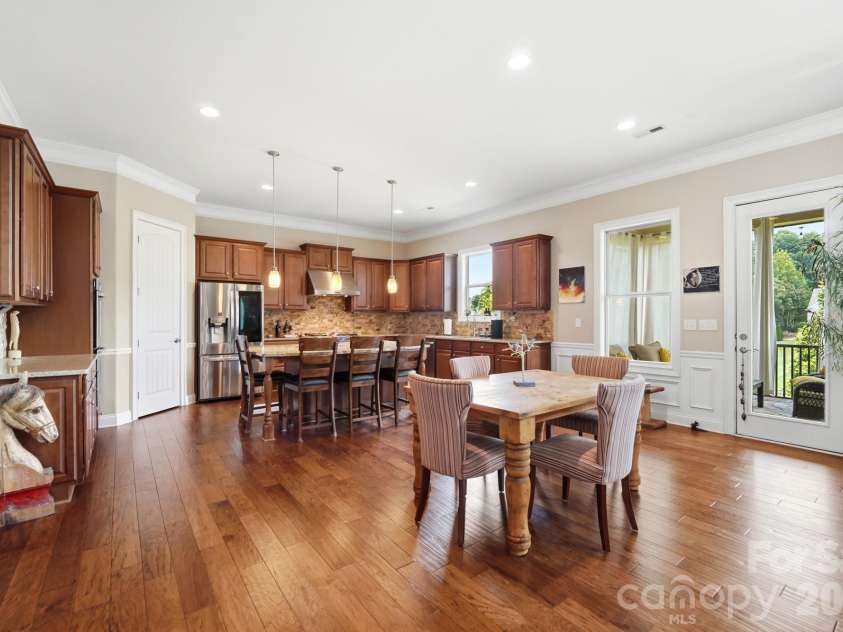 5104 Brynmar Drive, Waxhaw, NC 28173.  MLS# CAR4408350, YatesRealty ID 43328. 
