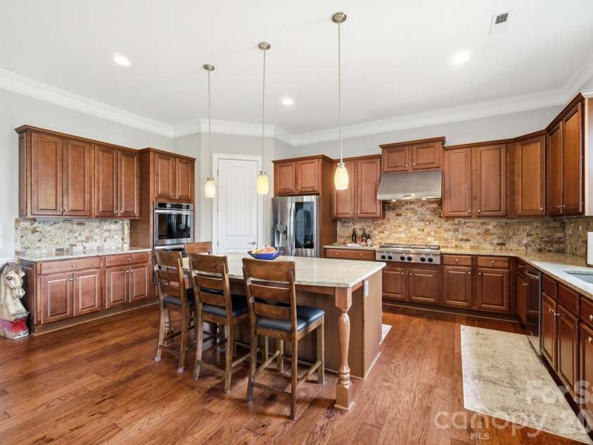 5104 Brynmar Drive, Waxhaw, NC 28173.  MLS# CAR4408350, YatesRealty ID 43328. 