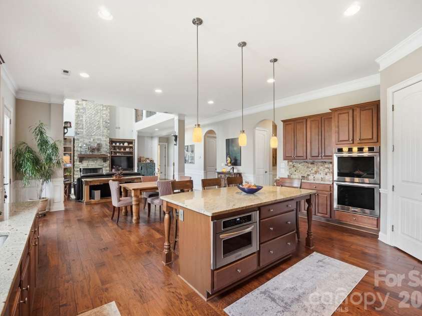 5104 Brynmar Drive, Waxhaw, NC 28173.  MLS# CAR4408350, YatesRealty ID 43328. 