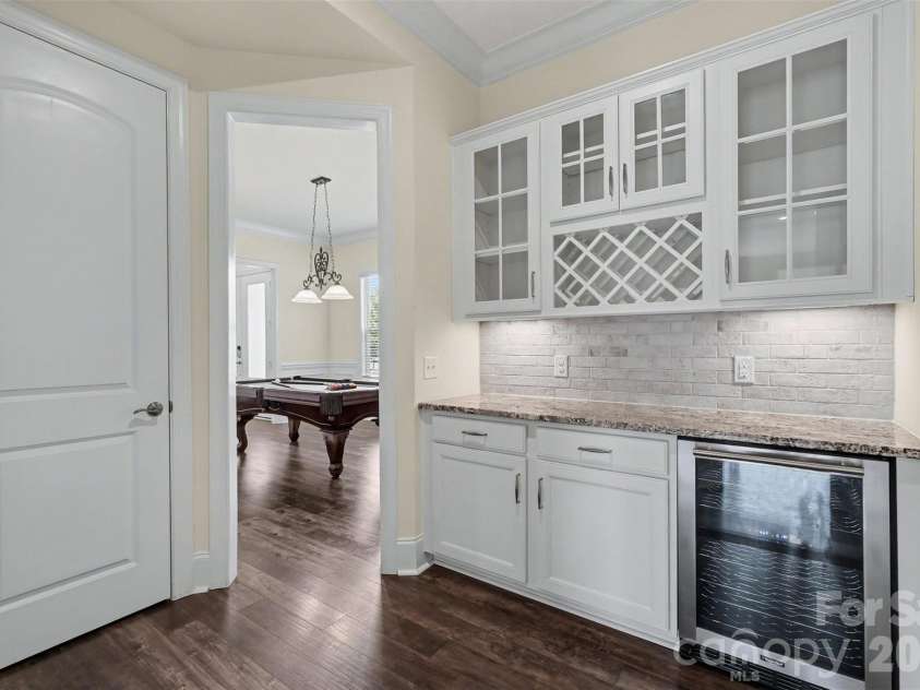 12722 Rusty Blackbird Way, Charlotte, NC 28278.  MLS# CAR4408935, YatesRealty ID 43329. 