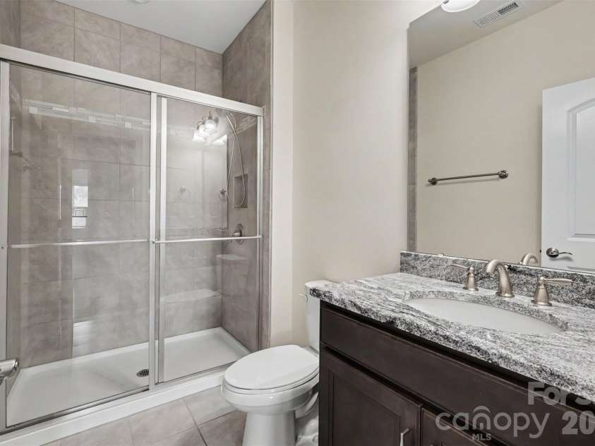 12722 Rusty Blackbird Way, Charlotte, NC 28278.  MLS# CAR4408935, YatesRealty ID 43329. 