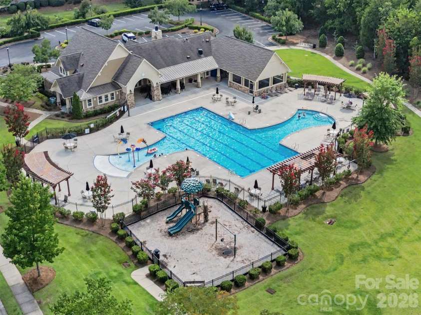 12722 Rusty Blackbird Way, Charlotte, NC 28278.  MLS# CAR4408935, YatesRealty ID 43329. 
