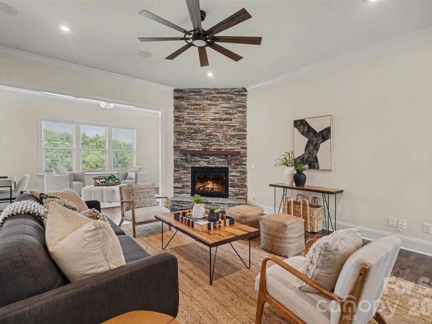 12722 Rusty Blackbird Way, Charlotte, NC 28278.  MLS# CAR4408935, YatesRealty ID 43329. 