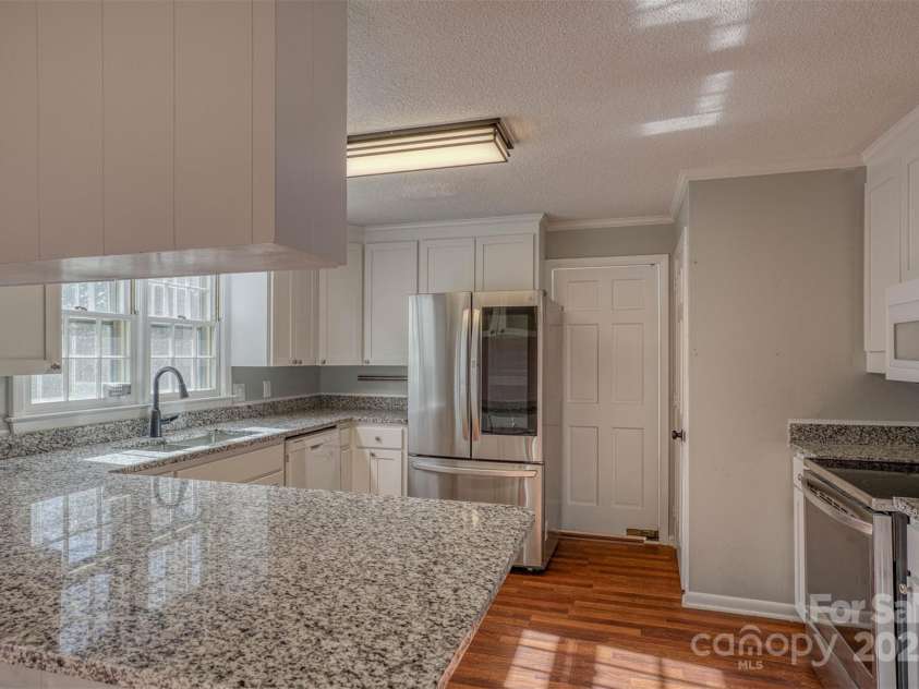 224 Camelot Drive, Morganton, NC 28655.  MLS# CAR4160972, YatesRealty ID 4333. 