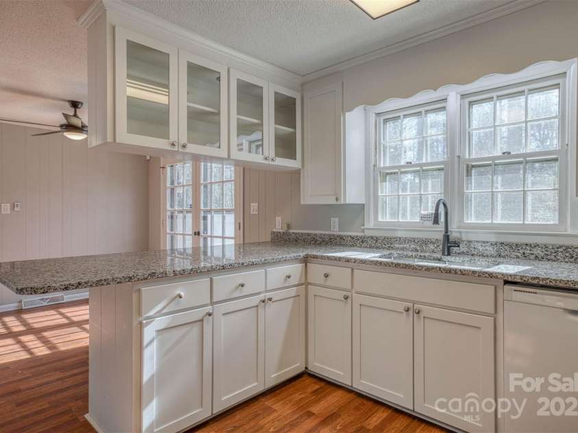 224 Camelot Drive, Morganton, NC 28655.  MLS# CAR4160972, YatesRealty ID 4333. 
