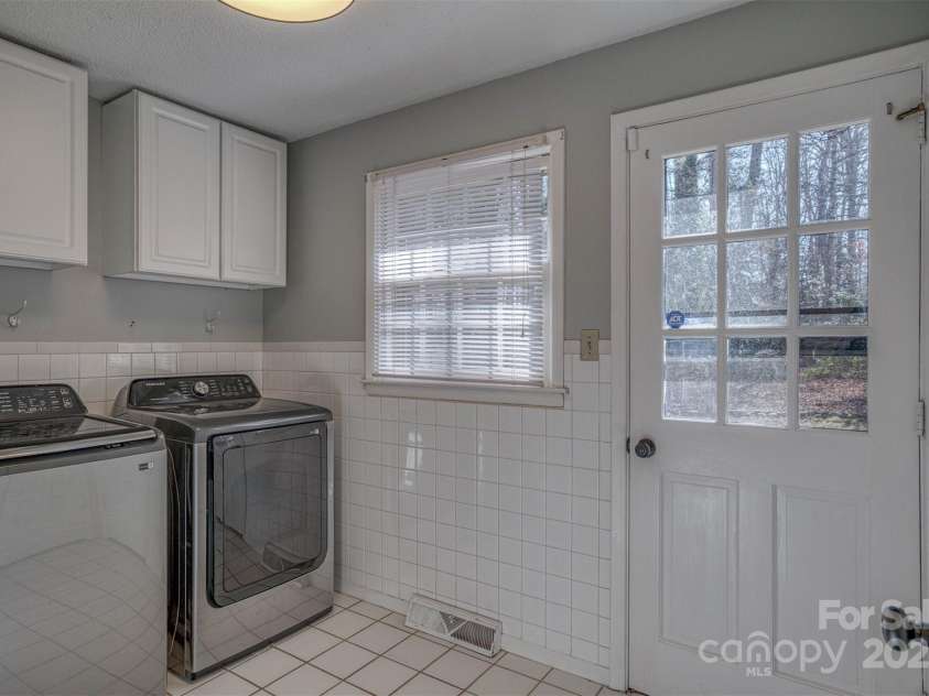 224 Camelot Drive, Morganton, NC 28655.  MLS# CAR4160972, YatesRealty ID 4333. 