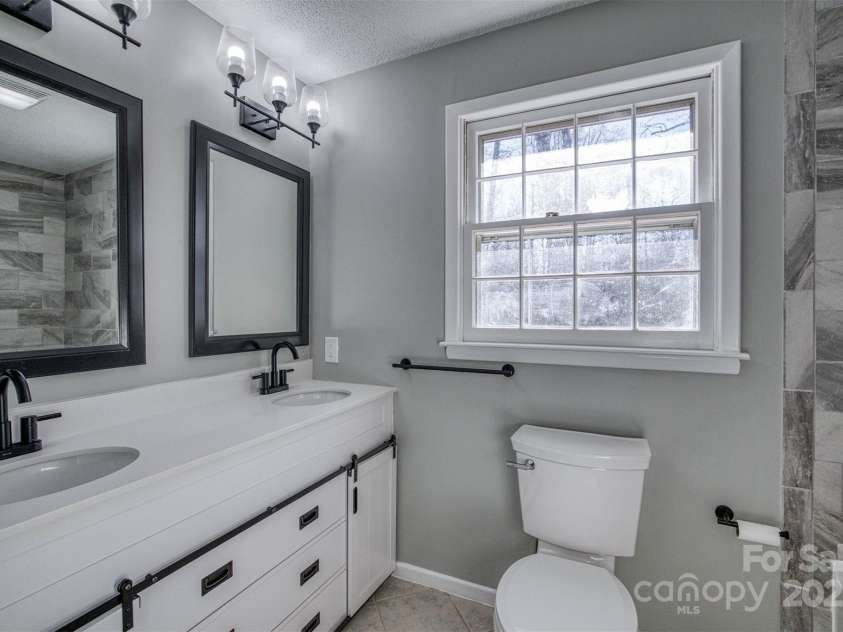 224 Camelot Drive, Morganton, NC 28655.  MLS# CAR4160972, YatesRealty ID 4333. 