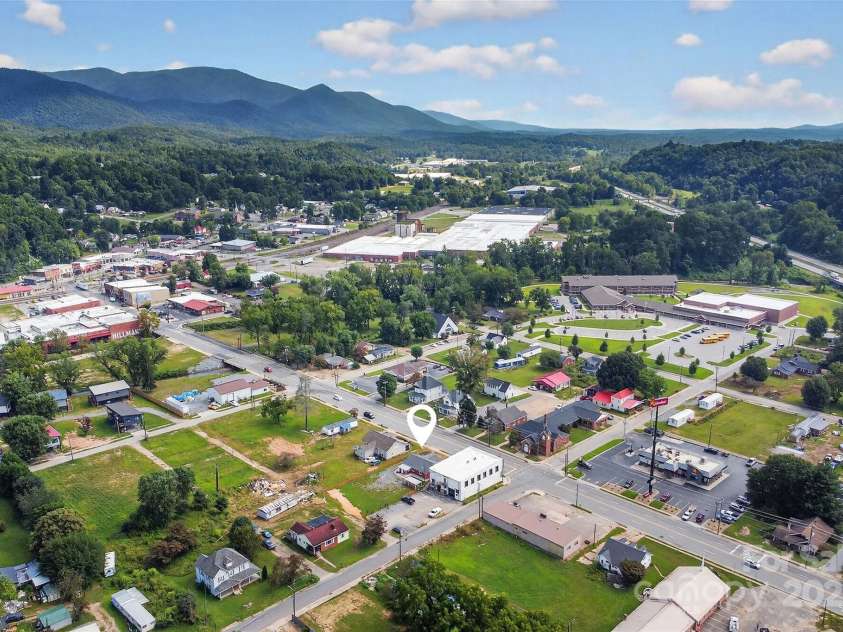 262 Catawba Avenue, Old Fort, NC 28762.  MLS# CAR4297674, YatesRealty ID 4333. 