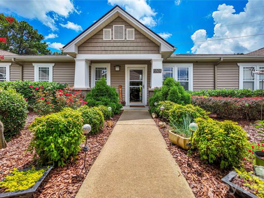 5303 Wood Duck Way, Hendersonville, NC 28792.  MLS# CAR4412210, YatesRealty ID 43331. 
