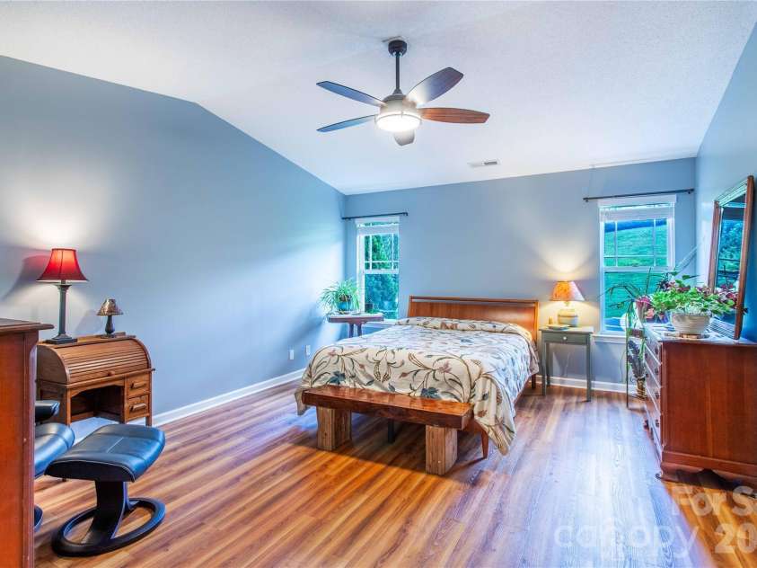 5303 Wood Duck Way, Hendersonville, NC 28792.  MLS# CAR4412210, YatesRealty ID 43331. 