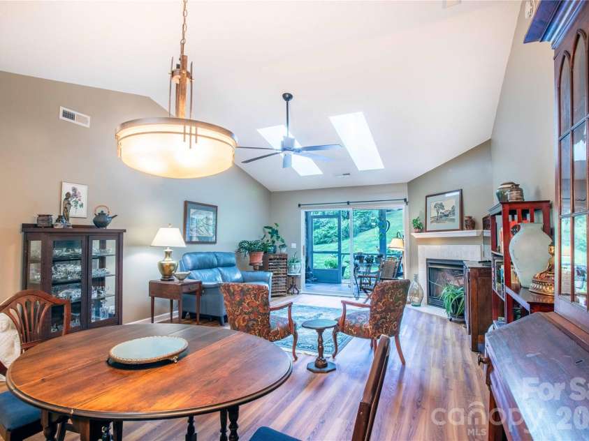 5303 Wood Duck Way, Hendersonville, NC 28792.  MLS# CAR4412210, YatesRealty ID 43331. 