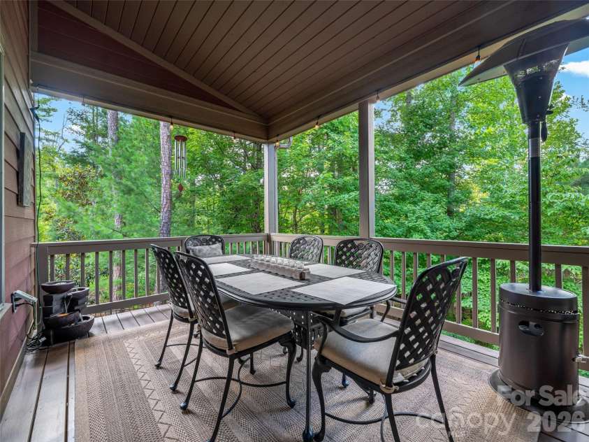 4 Old Bridge Circle, Fairview, NC 28730.  MLS# CAR4412402, YatesRealty ID 43333. 