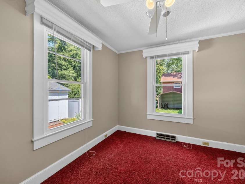 603 6th Street, Albemarle, NC 28001.  MLS# CAR4404180, YatesRealty ID 43334. 