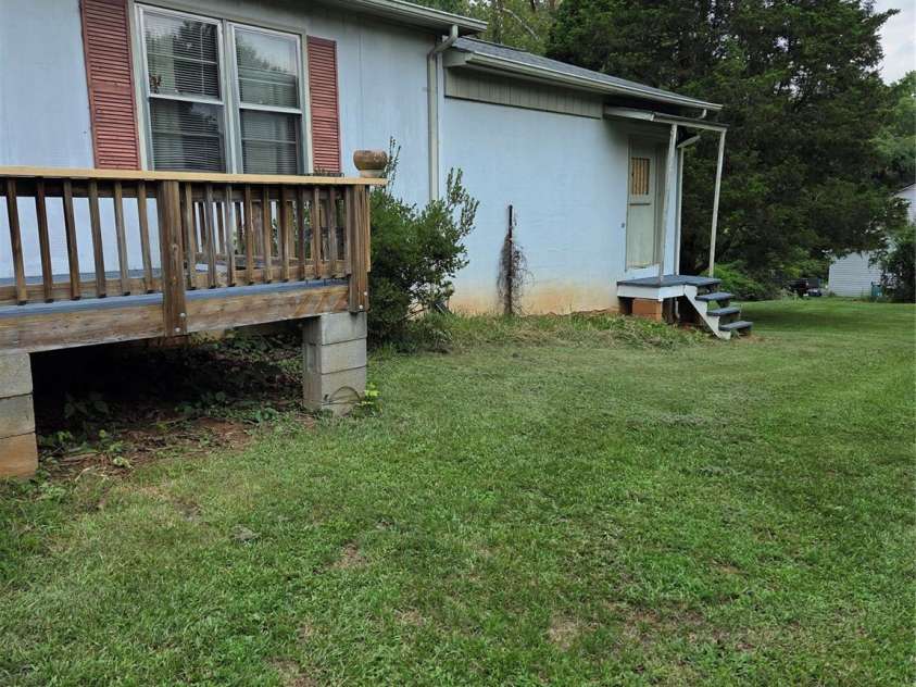 3181 & 3177 Morganton Boulevard, Lenoir, NC 28645.  MLS# CAR4417187, YatesRealty ID 43336. 