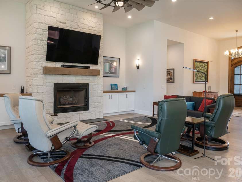 769 Daniel Circle Drive, Mills River, NC 28759.  MLS# CAR4408552, YatesRealty ID 43337. 