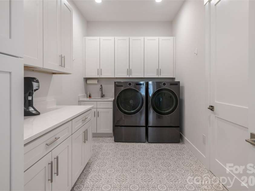 769 Daniel Circle Drive, Mills River, NC 28759.  MLS# CAR4408552, YatesRealty ID 43337. 