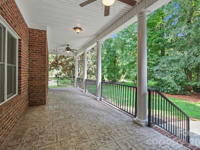 314 Glenview Drive, Salisbury, NC 28147.  MLS# CAR4411797, YatesRealty ID 43338. 