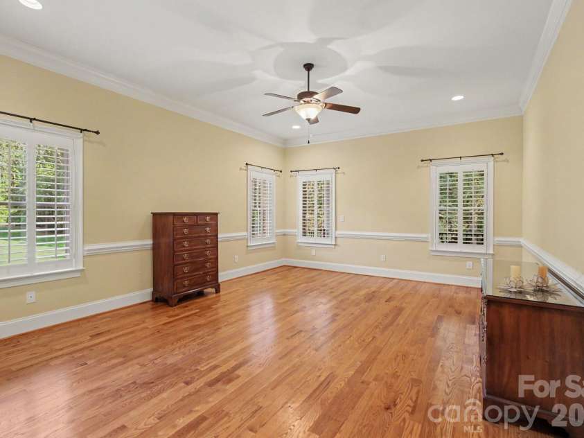 314 Glenview Drive, Salisbury, NC 28147.  MLS# CAR4411797, YatesRealty ID 43338. 