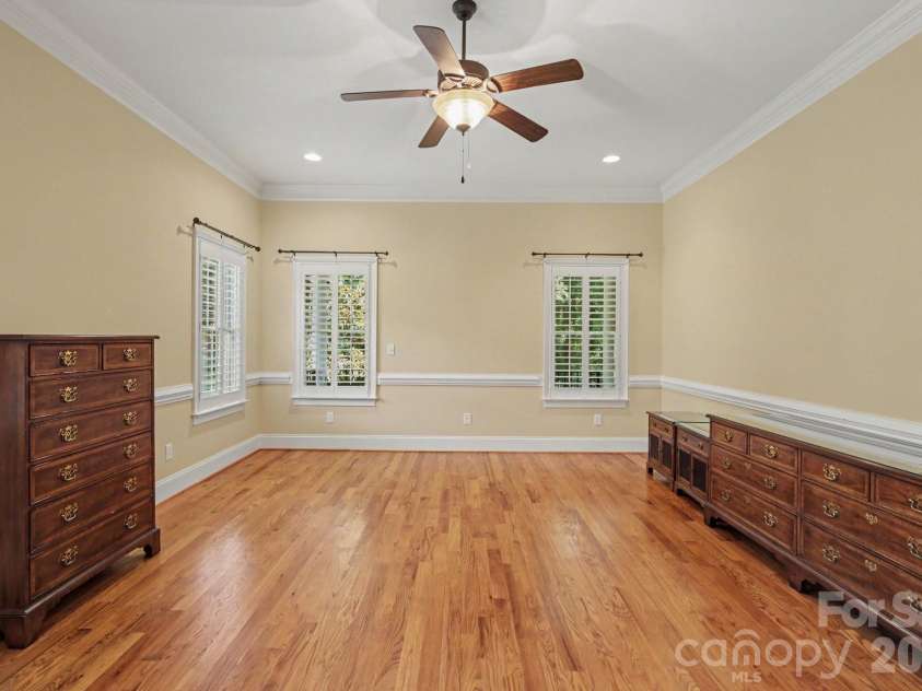 314 Glenview Drive, Salisbury, NC 28147.  MLS# CAR4411797, YatesRealty ID 43338. 