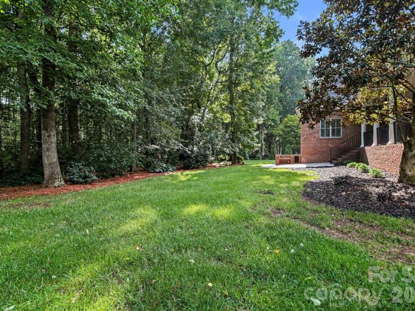314 Glenview Drive, Salisbury, NC 28147.  MLS# CAR4411797, YatesRealty ID 43338. 